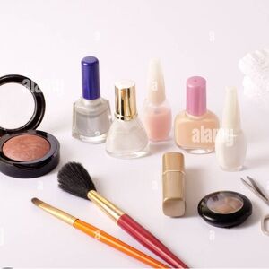 Skippys makeup bundle